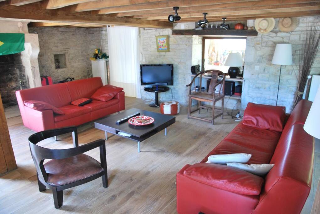 Villa Magnifique Moulin proche Chablis, jacuzzi et rivière à Annay-sur-Serein Extérieur photo