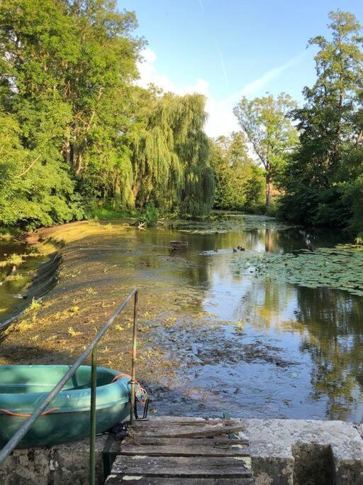 Villa Magnifique Moulin proche Chablis, jacuzzi et rivière à Annay-sur-Serein Extérieur photo