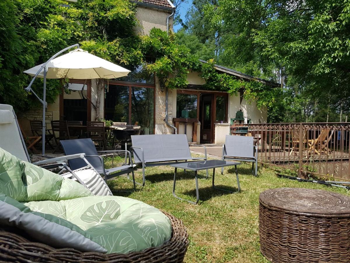Villa Magnifique Moulin proche Chablis, jacuzzi et rivière à Annay-sur-Serein Extérieur photo